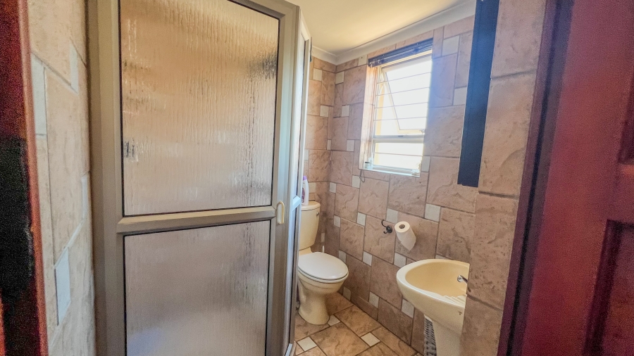4 Bedroom Property for Sale in Strand North Western Cape